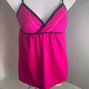 Lululemon Rehearsal Tank Top in Paris Pink with gray contrast trim 10